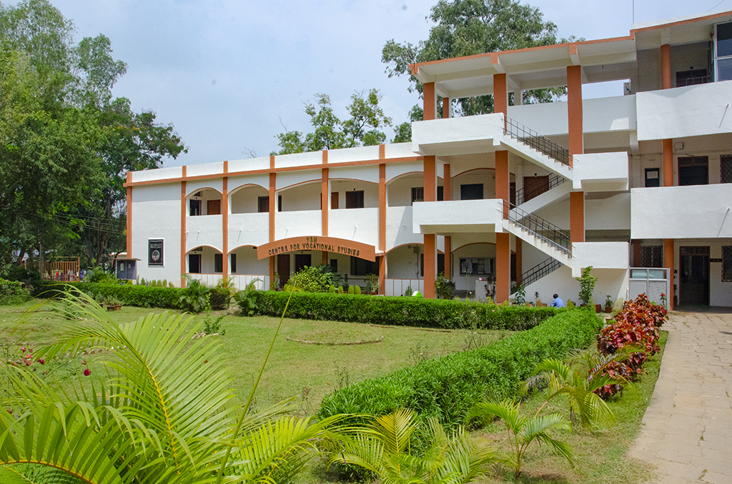 Featured image of post Yogoda Satsanga Kanya Vidyalaya It offers undergraduate and postgraduate courses in arts commerce and sciences